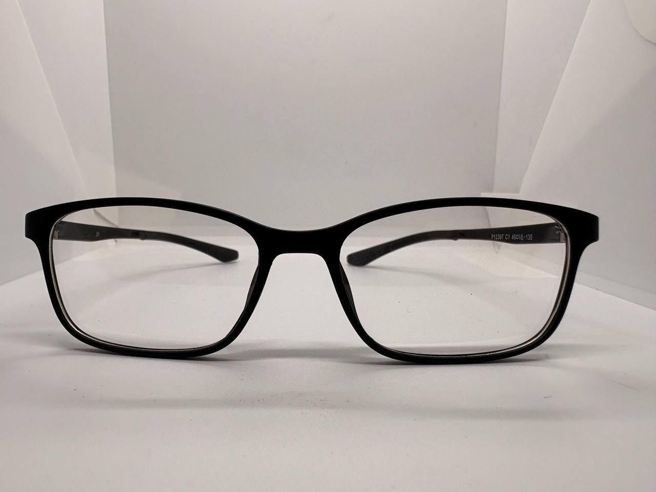 JH P12397 C1 - Armazon negro | PUPIL Ecuador
