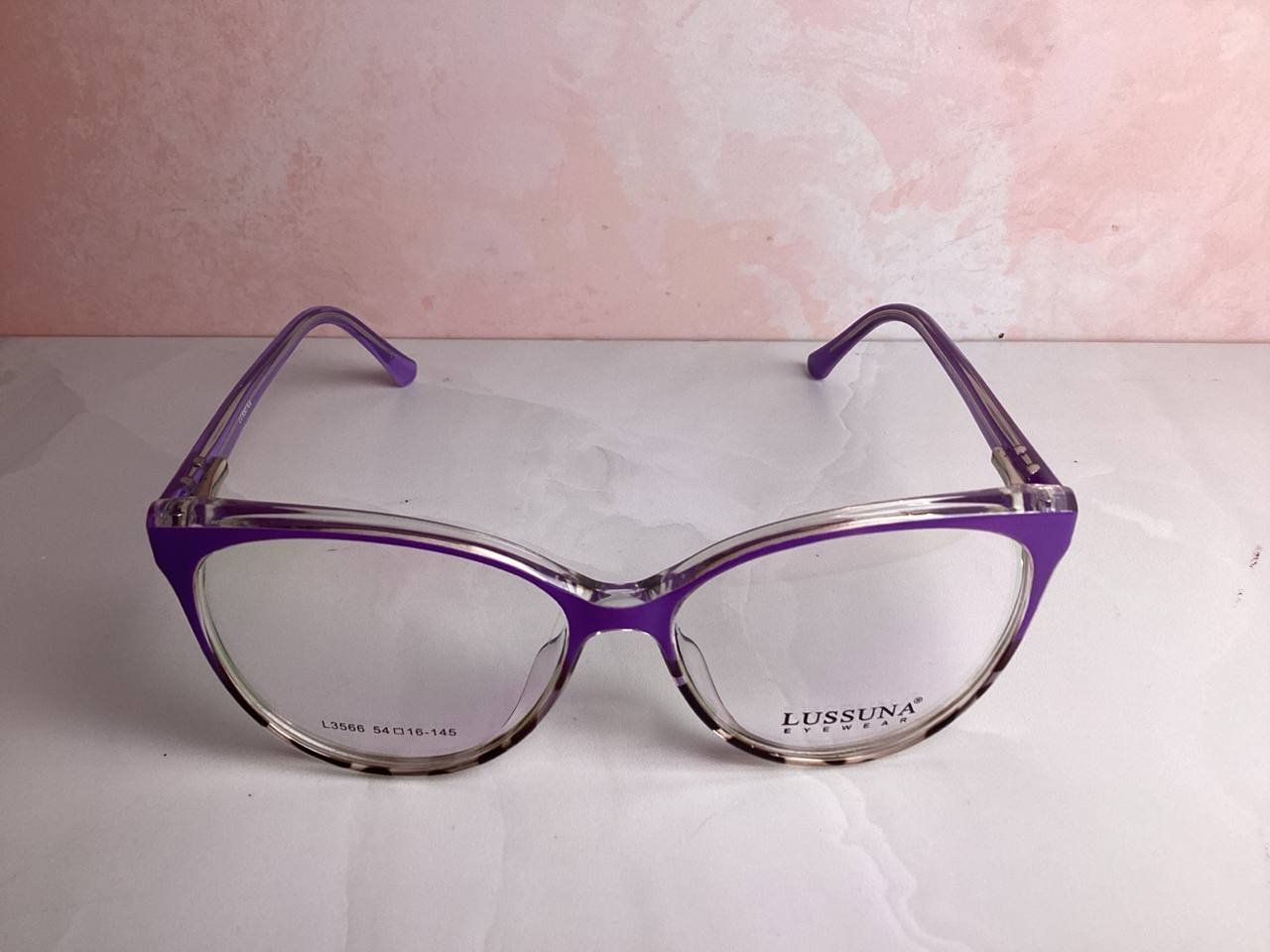 LUSSUNA L3566 Morado con contorno transparente