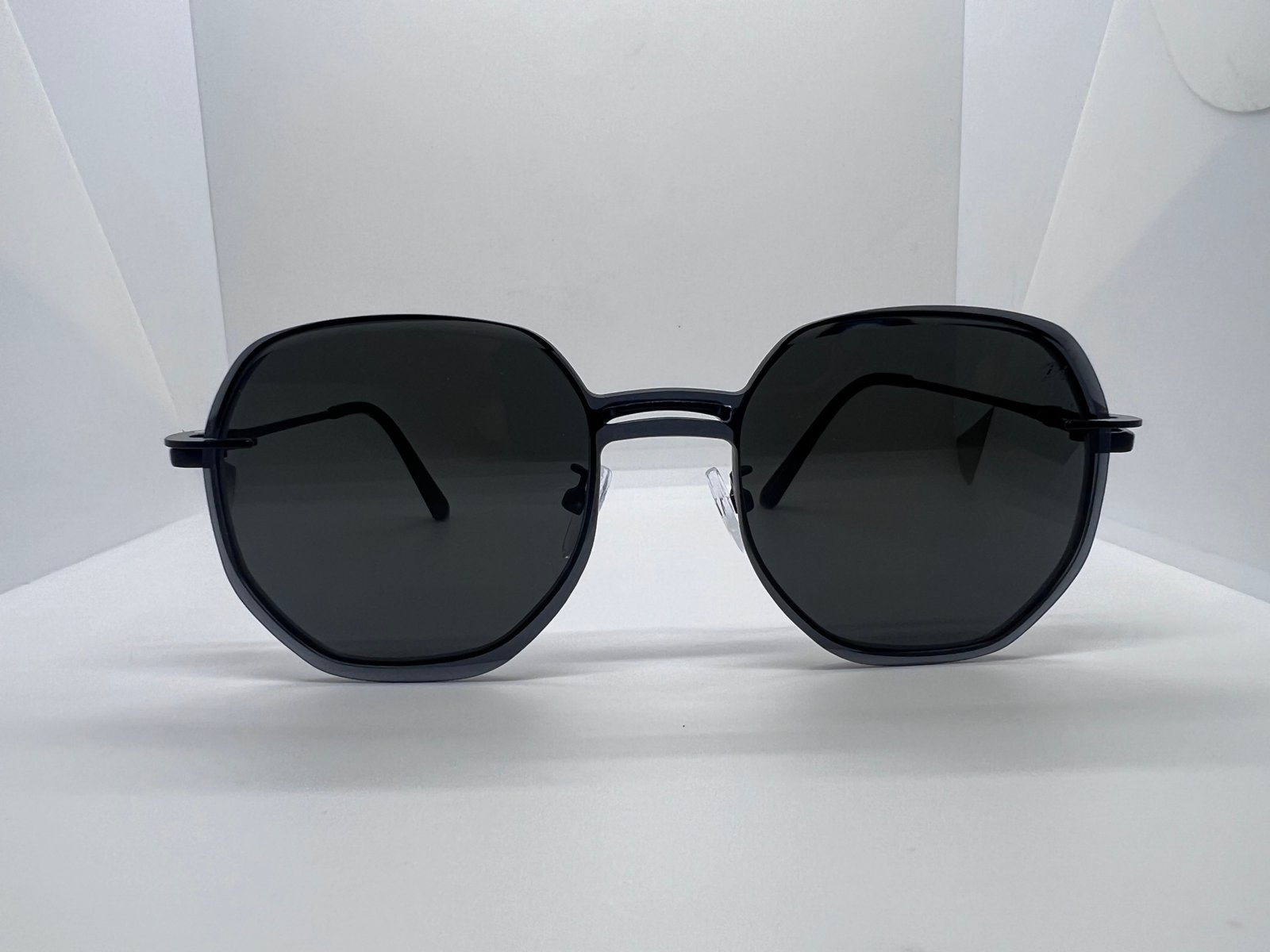 Di 7000 negro - vista 2